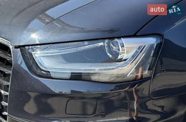 Седан Audi A4 2014 в 