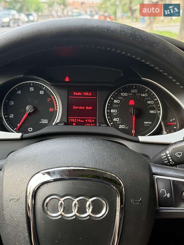 Седан Audi A4 2011 в Киеве
