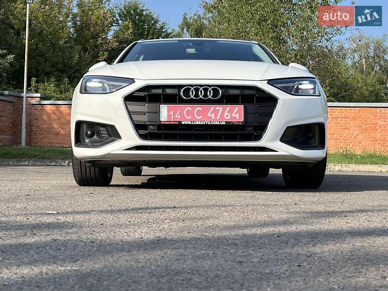 Универсал Audi A4 2021 в Дрогобыче