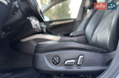 Седан Audi A4 2014 в 