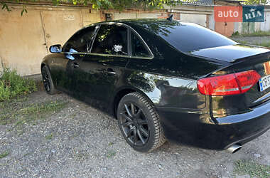 Седан Audi A4 2011 в 