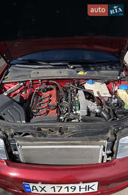 Седан Audi A4 2002 в 