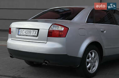 Седан Audi A4 2001 в 