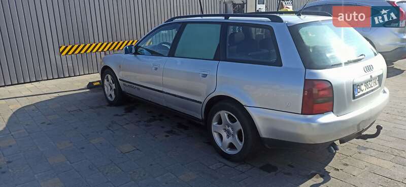Універсал Audi A4 1998 в Городку