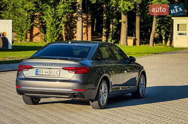 Седан Audi A4 2016 в 