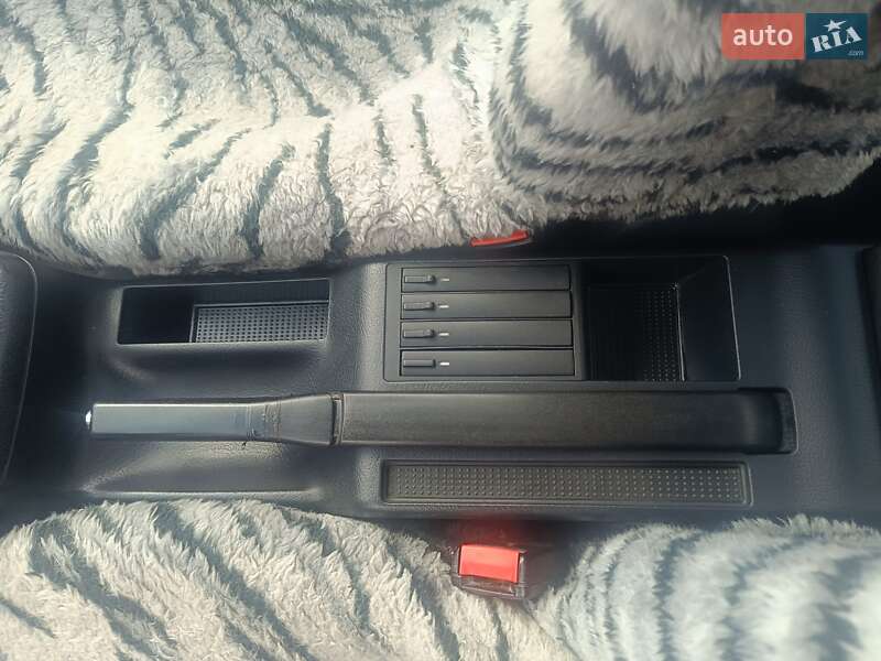 Седан Audi A4 1996 в Яворові