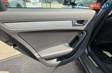 Седан Audi A4 2014 в 