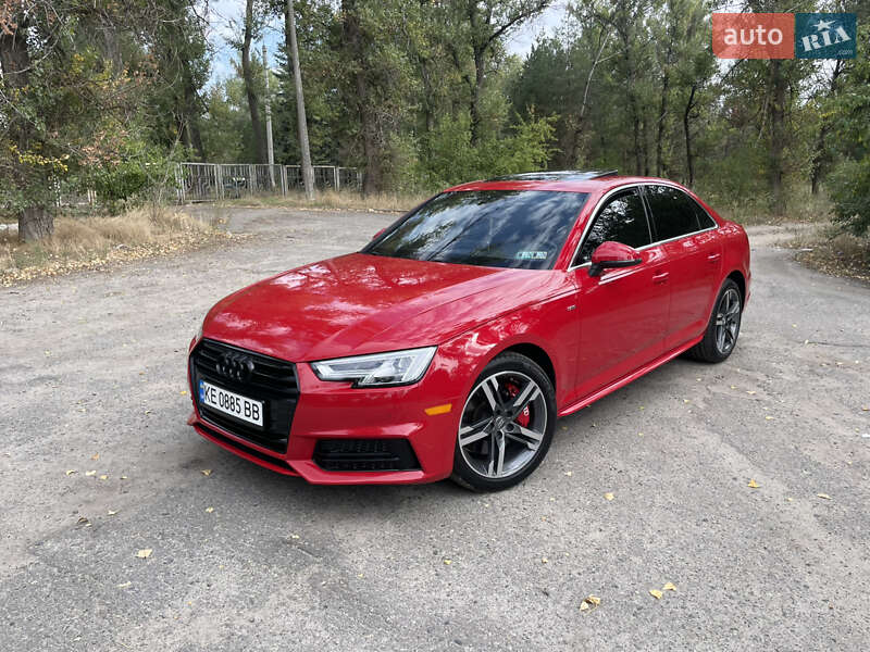 Седан Audi A4 2016 в Днепре