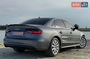 Седан Audi A4 2013 в 