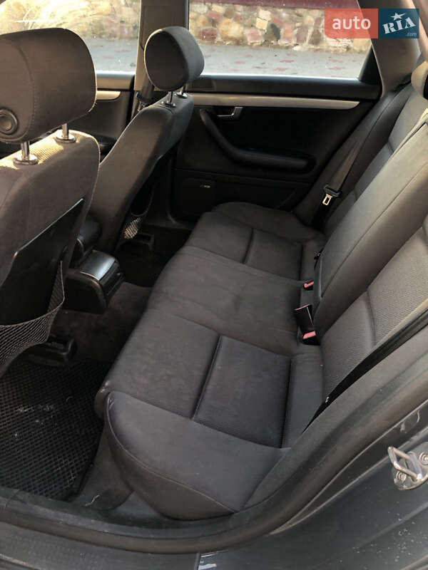 Универсал Audi A4 2002 в Сарнах