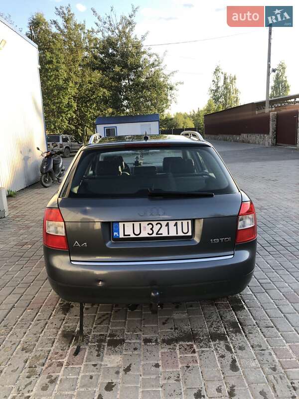 Универсал Audi A4 2002 в Сарнах