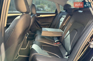 Седан Audi A4 2015 в 