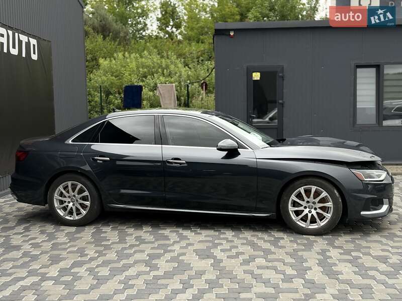 Audi A4 2021