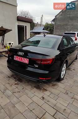Седан Audi A4 2018 в 