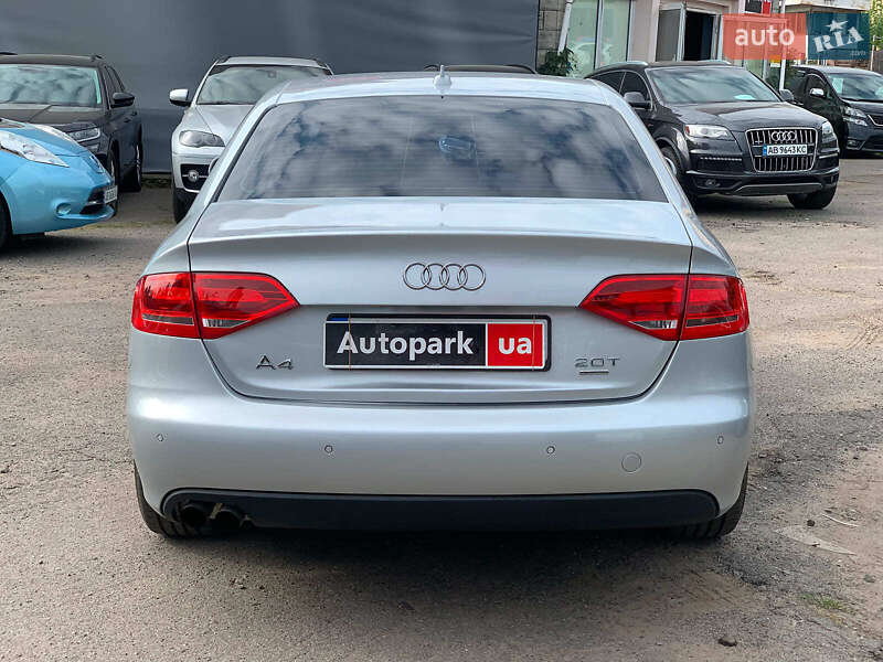 Седан Audi A4 2012 в Виннице