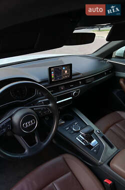 Седан Audi A4 2018 в 