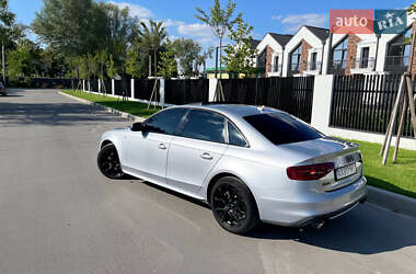 Седан Audi A4 2015 в 