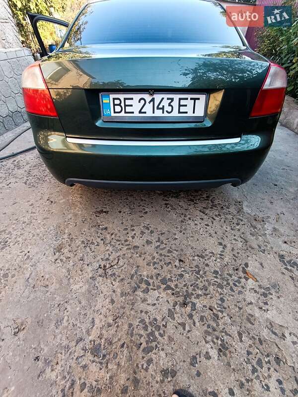 Седан Audi A4 2002 в Вознесенске