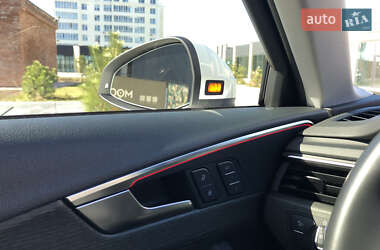 Седан Audi A4 2018 в 