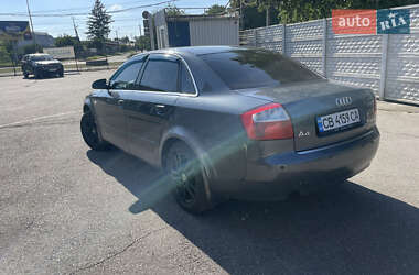 Седан Audi A4 2004 в 