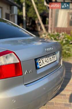 Седан Audi A4 2003 в 