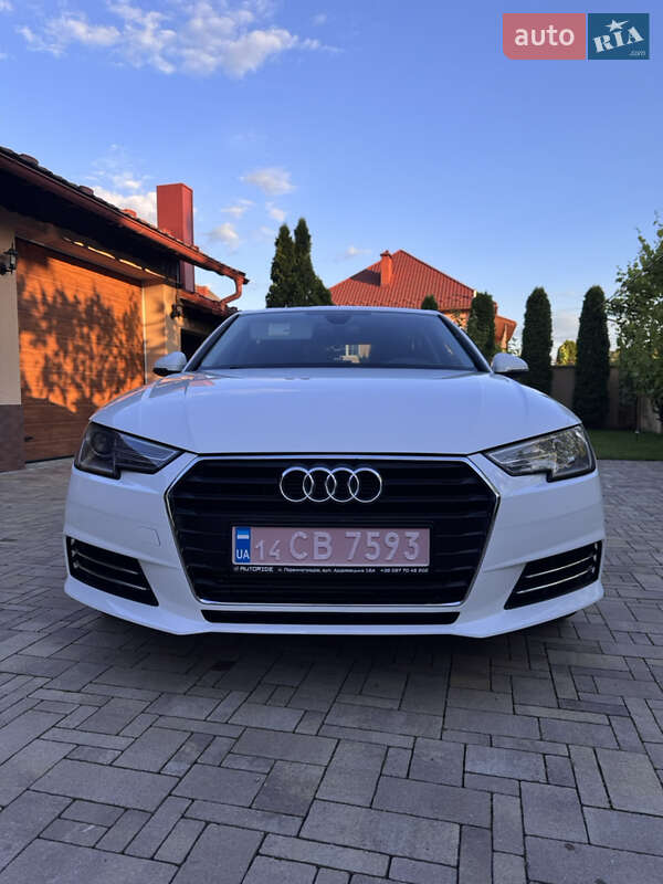 Седан Audi A4 2017 в Виноградове