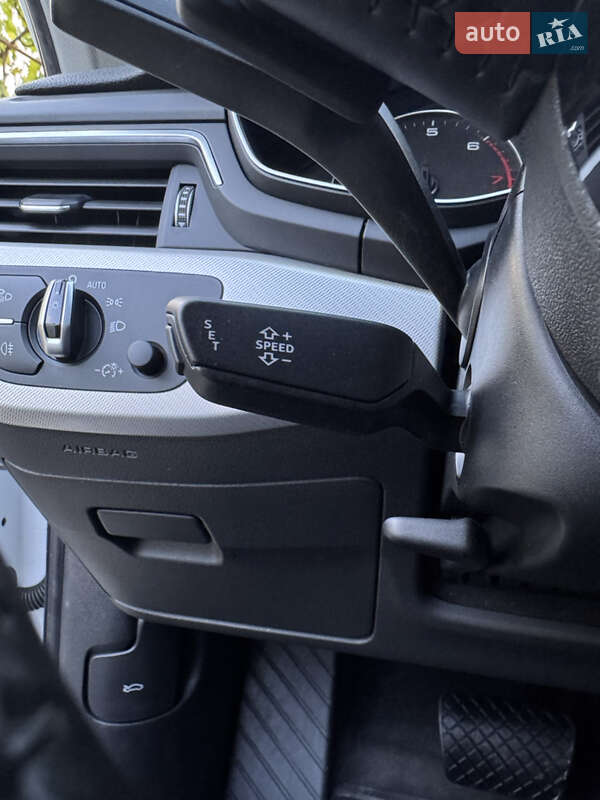 Седан Audi A4 2017 в Виноградове