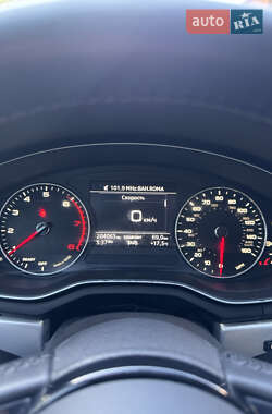 Седан Audi A4 2017 в 