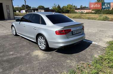 Седан Audi A4 2014 в 