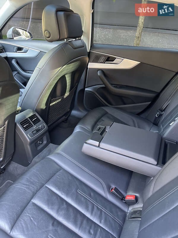Седан Audi A4 2015 в Ірпені