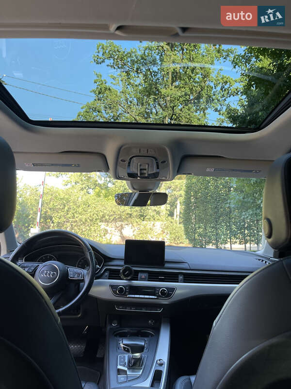 Седан Audi A4 2015 в Ірпені