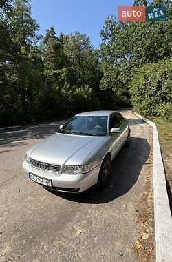 Седан Audi A4 1999 в 