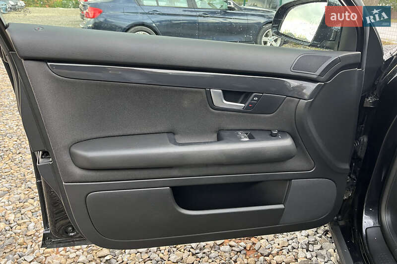 Седан Audi A4 2004 в Коломиї