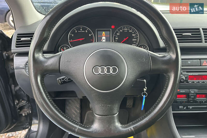 Седан Audi A4 2004 в Коломиї