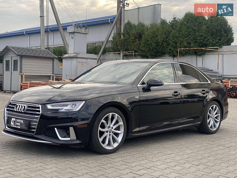 Седан Audi A4 2019 в Луцке
