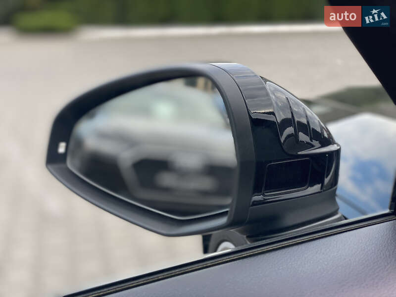 Седан Audi A4 2019 в Луцке