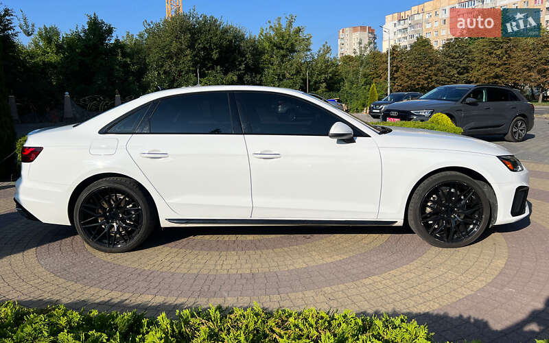 Седан Audi A4 2023 в Львове
