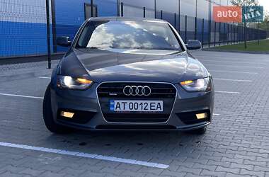 Седан Audi A4 2012 в 