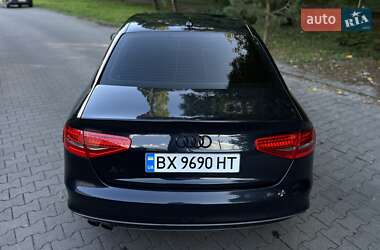 Седан Audi A4 2015 в 