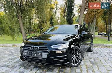 Седан Audi A4 2017 в 