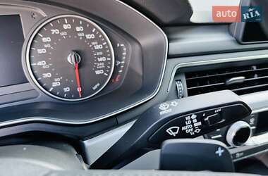 Седан Audi A4 2017 в 