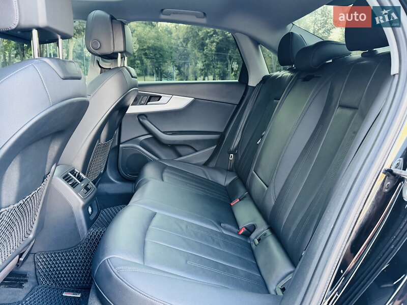 Седан Audi A4 2017 в Киеве фото 101 Седан Audi A4 2017 в Киеве