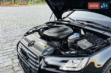 Седан Audi A4 2017 в 