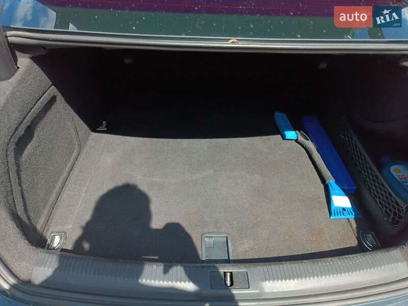Седан Audi A4 2009 в Киеве