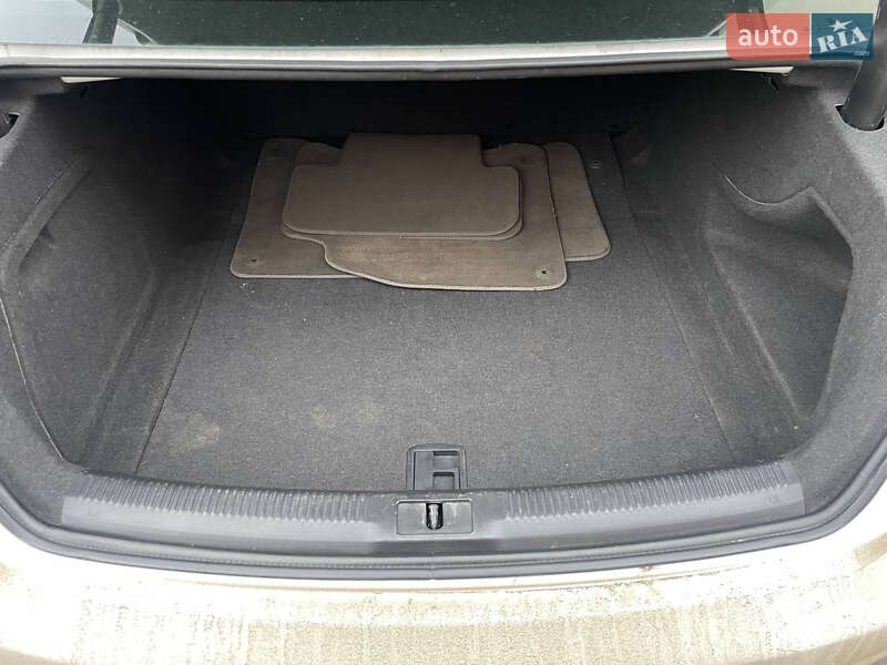 Седан Audi A4 2013 в Борисполе фото 5 Седан Audi A4 2013 в Борисполе