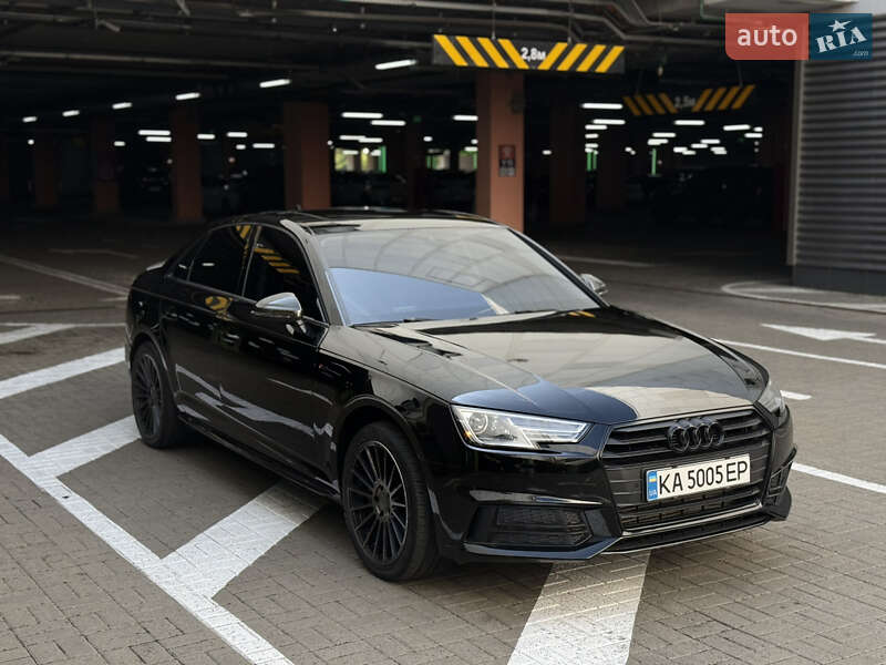 Седан Audi A4 2016 в Киеве
