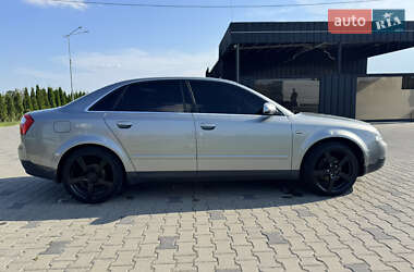 Седан Audi A4 2001 в 