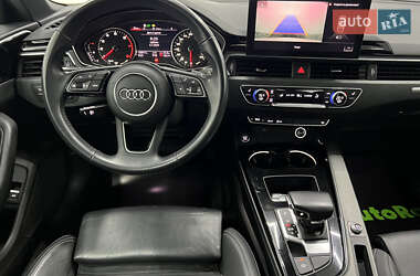 Седан Audi A4 2019 в 
