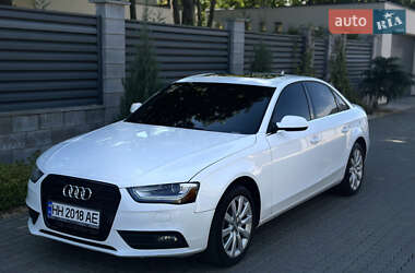 Седан Audi A4 2012 в Одессе