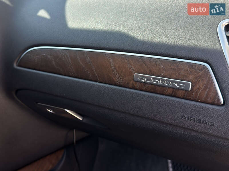 Седан Audi A4 2012 в Одессе